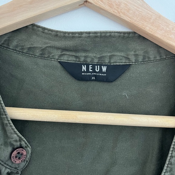 Neuw collarless long sleeve Button down - Picture 2 of 3